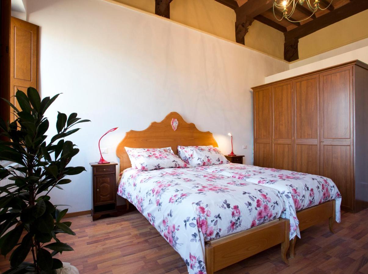 Residenza D'Epoca Palazzo Piccolomini Apartment Siena Bagian luar foto